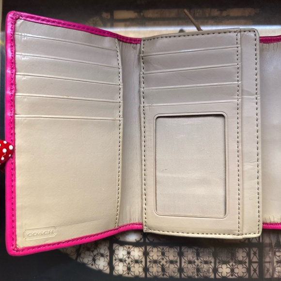 Coach Pink and Tan Ashley Shoulder / Crossbody Bag with matching Wallet. - Picture 8 of 9